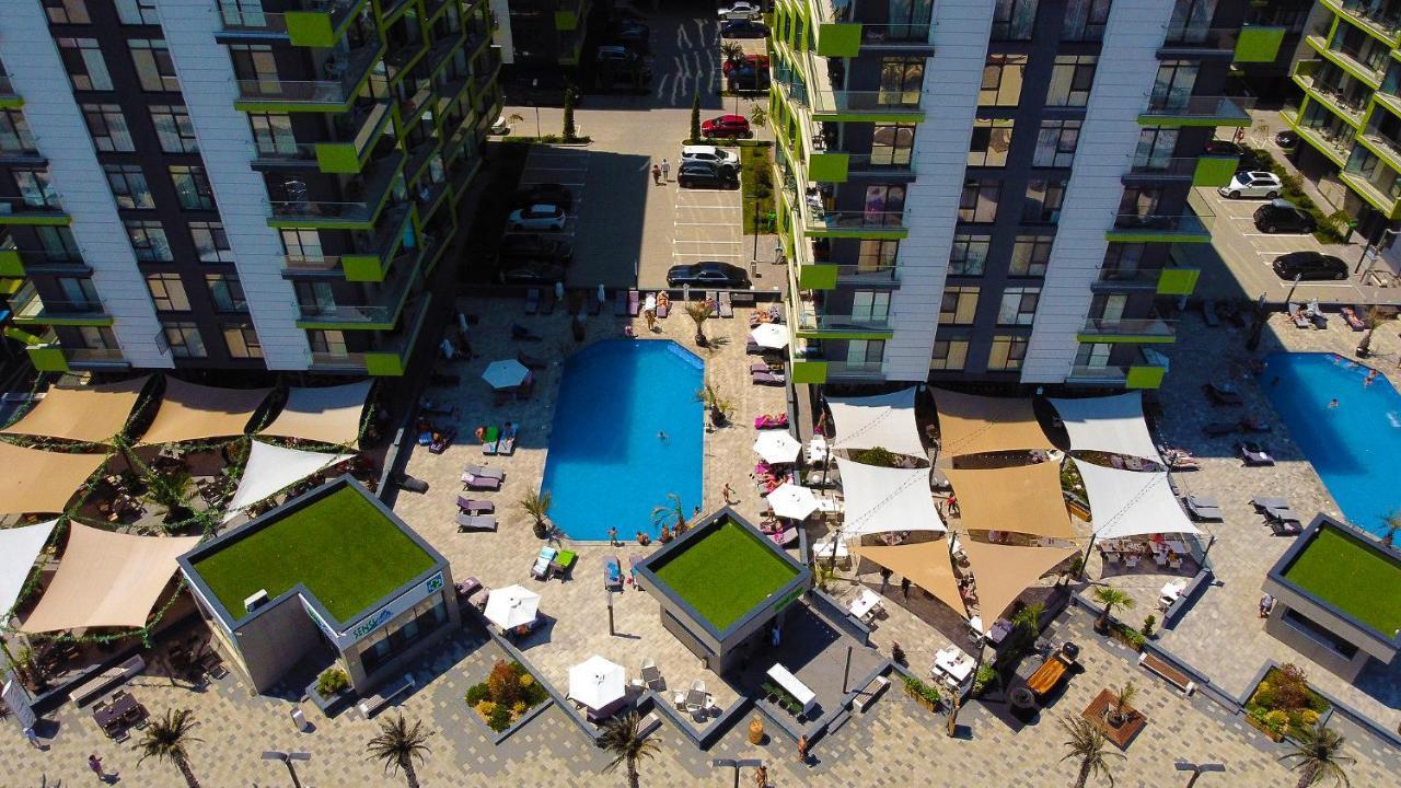 Royale Sundance Studio 7 Beach Spa & Pool Mamaia Nord Kültér fotó
